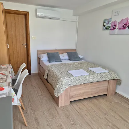 Apartmani Niko Neum Exterior photo